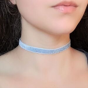 Velvet choker 🩵